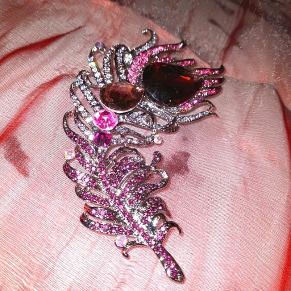 Flower Feather Brooch